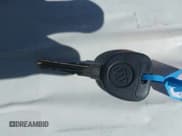 ✅ 2007 Buick Lucerne CXS • VIN: 1G4HE57Y97U180266 • Lot: 42892405. Wystawiony na IAAI z przebiegiem 61 928 mil. Bezpłatny archiwum sprzedaży aukcyjnych z USA i szczegółowy raport historii pojazdu na DreamBid. Zdjęcie 11.