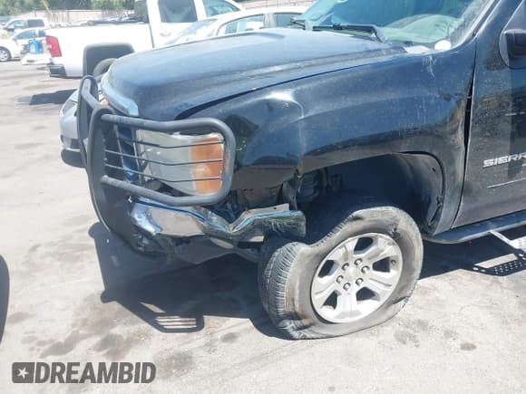 ✅ 2010 GMC Sierra 1500 • VIN: 3GTXKWE24AG234306 • Лот: 42827210. Опубликован ранее на IAAI с пробегом 233 810 миль. Бесплатный доступ к архиву аукционных продаж из США и подробный отчёт об истории автомобиля на DreamBid. Изображение 6.