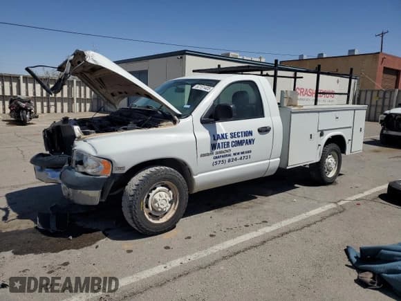 ✅ 2005 Dodge 2500 ST • VIN: 3D6WR26D75G831790 • Лот: 52151405. Опубликован ранее на Copart с пробегом 120 785 миль. Бесплатный доступ к архиву аукционных продаж из США и подробный отчёт об истории автомобиля на DreamBid. Изображение 1.