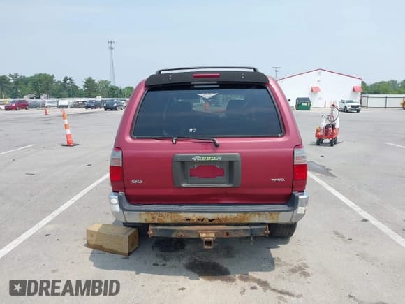 ✅ 1997 Toyota 4Runner SR5 • VIN: JT3HN86R7V0107227 • Lot: 42460449. Listed on IAAI with 297,419 mi. Free auction sales archive from the USA and detailed vehicle history report at DreamBid. Image 16.