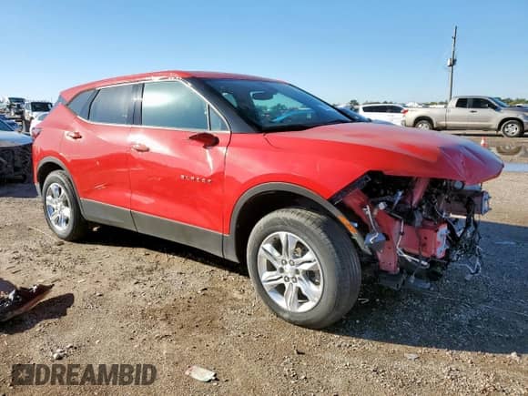 2021 Chevrolet Blazer LT z VIN 3GNKBHRS8MS513802, wystawiony jako Copart lot #90542505 z przebiegiem Nie podano mil oraz Czysty tytuł • Clean title. Historia ofert i sprzedaży dostępna na DreamBid. Obrazek 4.