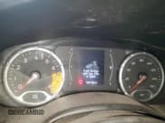 ✅ 2017 Jeep Renegade Latitude • VIN: ZACCJABB9HPE80589 • Lot: 90745465. Wystawiony na Copart z przebiegiem 162 182 mil. Bezpłatny archiwum sprzedaży aukcyjnych z USA i szczegółowy raport historii pojazdu na DreamBid. Zdjęcie 9.