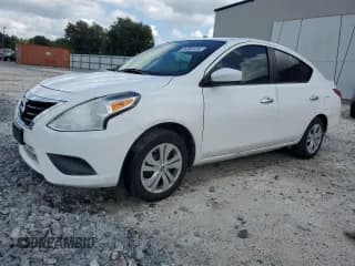 ✅ 2017 Nissan Versa SV • VIN: 3N1CN7AP1HL867377 • Лот: 84981435. Опубликован ранее на Copart с пробегом 109 554 миль. Бесплатный доступ к архиву аукционных продаж из США и подробный отчёт об истории автомобиля на DreamBid. Изображение 1.