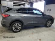 ✅ 2022 Ford Escape SEL Hybrid • VIN: 1FMCU0CZ9NUA16317 • Lot: 70276795. Wystawiony na Copart z przebiegiem 62 502 mil. Bezpłatny archiwum sprzedaży aukcyjnych z USA i szczegółowy raport historii pojazdu na DreamBid. Zdjęcie 3.