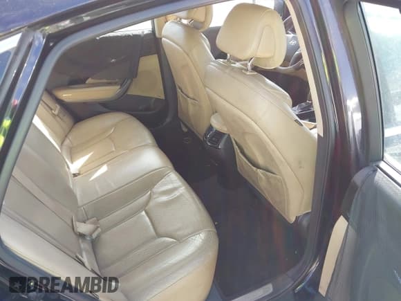 ✅ 2014 Hyundai Azera Limited • VIN: KMHFH4JG0EA361067 • Lot: 43496543. Listed on IAAI with 203,831 mi. Free auction sales archive from the USA and detailed vehicle history report at DreamBid. Image 8.