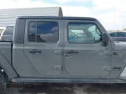 ✅ 2021 Jeep Gladiator Willys • VIN: 1C6HJTAG9ML559555 • Lot: 41669066. Wystawiony na IAAI z przebiegiem 74 799 mil. Bezpłatny archiwum sprzedaży aukcyjnych z USA i szczegółowy raport historii pojazdu na DreamBid. Zdjęcie 12.