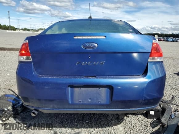 ✅ 2008 Ford Focus S • VIN: 1FAHP34N68W231537 • Lot: 85896535. Wystawiony na Copart z przebiegiem Nie podano. Bezpłatny archiwum sprzedaży aukcyjnych z USA i szczegółowy raport historii pojazdu na DreamBid. Zdjęcie 6.