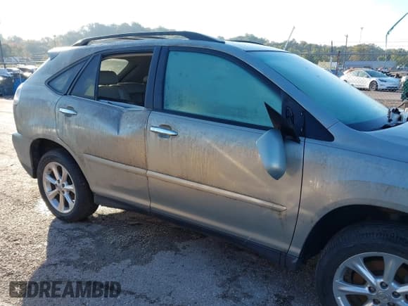 ✅ 2008 Lexus RX 350 • VIN: 2T2HK31U38C073649 • Lot: 43583248. Listed on IAAI with 151,975 mi. Free auction sales archive from the USA and detailed vehicle history report at DreamBid. Image 12.