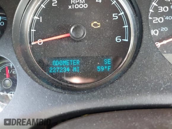 ✅ 2013 Chevrolet Silverado 1500 LTZ • VIN: 3GCPKTE79DG312531 • Lot: 43674519. Wystawiony na IAAI z przebiegiem 227 234 mil. Bezpłatny archiwum sprzedaży aukcyjnych z USA i szczegółowy raport historii pojazdu na DreamBid. Zdjęcie 15.