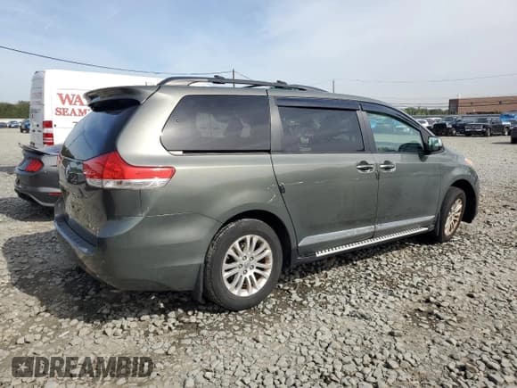 ✅ 2011 Toyota Sienna XLE AAS • VIN: 5TDYK3DC8BS106117 • Lot: 83887265. Listed on Copart with 158,887 mi. Free auction sales archive from the USA and detailed vehicle history report at DreamBid. Image 3.