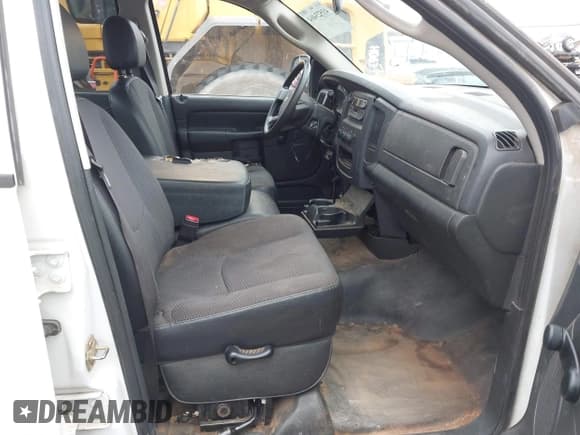 ✅ 2005 Dodge 2500 SLT • VIN: 3D7KR28D95G709701 • Lot: 43523464. Listed on IAAI with 296,876 mi. Free auction sales archive from the USA and detailed vehicle history report at DreamBid. Image 5.