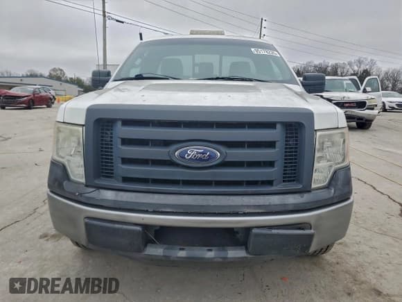 ✅ 2012 Ford F-150 XL • VIN: 1FTMF1CM3CKD79671 • Lot: 95178235. Listed on Copart with 169,378 mi. Free auction sales archive from the USA and detailed vehicle history report at DreamBid. Image 5.