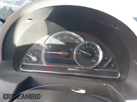 ✅ 2011 Chevrolet HHR LS • VIN: 3GNBAAFW5BS501489 • Lot: 41410546. Listed on IAAI with 239,932 mi. Free auction sales archive from the USA and detailed vehicle history report at DreamBid. Image 7.