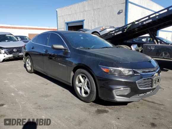 2017 Chevrolet Malibu LS z VIN 1G1ZB5ST0HF183505, wystawiony jako Copart lot #91390625 z przebiegiem 85 070 mil mil oraz Czysty tytuł • Clean title. Historia ofert i sprzedaży dostępna na DreamBid. Obrazek 4.