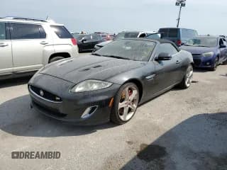 ✅ 2015 Jaguar XK XKR • VIN: SAJWA4EC3FMB56203 • Lot: 74568194. Wystawiony na Copart z przebiegiem Nie podano. Bezpłatny archiwum sprzedaży aukcyjnych z USA i szczegółowy raport historii pojazdu na DreamBid. Zdjęcie 1.