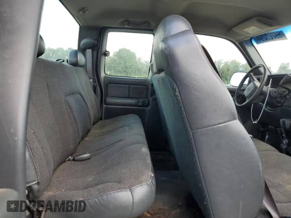 ✅ 2002 Chevrolet Silverado 1500 • VIN: 2GCEK19V221191657 • Lot: 69703294. Wystawiony na Copart z przebiegiem 316 708 mil mil. Skorzystaj z bezpłatnego archiwum sprzedaży aukcyjnych z USA i zobacz szczegółowy raport historii pojazdu na DreamBid. Zdjęcie 10.