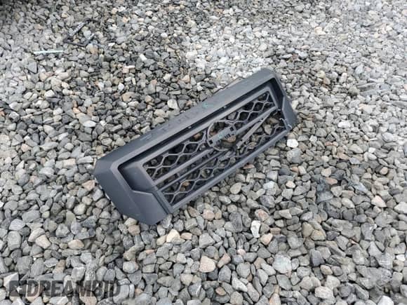 2022 Nissan Frontier S with VIN 1N6ED1CLXNN651228, listed as a Copart auction lot 86242245 with 48,707 mi miles and Salvage title. Bid and sale history available at DreamBid. Image 12.