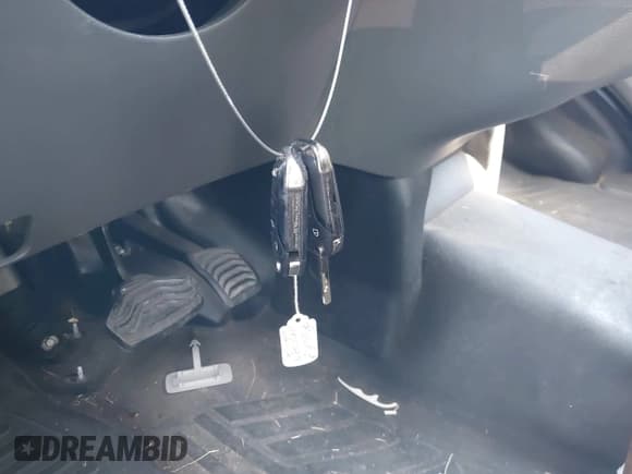 ✅ 2021 Ford Transit Cargo • VIN: 1FTBW3X88MKA61112 • Lot: 43350434. Wystawiony na IAAI z przebiegiem 57 141 mil. Bezpłatny archiwum sprzedaży aukcyjnych z USA i szczegółowy raport historii pojazdu na DreamBid. Zdjęcie 11.