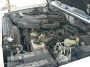 ✅ 1998 Ford Explorer XL • VIN: 1FMZU34E5WZB53928 • Lot: 41307551. Wystawiony na IAAI z przebiegiem 163 303 mil. Bezpłatny archiwum sprzedaży aukcyjnych z USA i szczegółowy raport historii pojazdu na DreamBid. Zdjęcie 19.