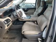 ✅ 2022 Lincoln Navigator Reserve • VIN: 5LMJJ3LT0NEL03372 • Лот: 48435975. Опубликован ранее на Copart с пробегом 15 863 миль. Бесплатный доступ к архиву аукционных продаж из США и подробный отчёт об истории автомобиля на DreamBid. Изображение 7.