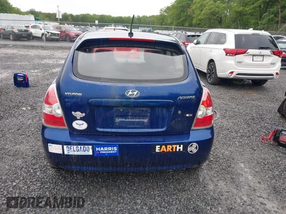 ✅ 2008 Hyundai Accent GS • VIN: KMHCM36C78U092518 • Лот: 42403233. Опубликован ранее на IAAI с пробегом 92 668 миль. Бесплатный доступ к архиву аукционных продаж из США и подробный отчёт об истории автомобиля на DreamBid. Изображение 16.