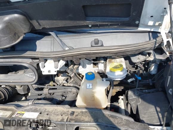 ✅ 2020 Ram ProMaster Cargo • VIN: 3C6URVJG9LE102318 • Lot: 42957401. Listed on IAAI with 165,680 mi. Free auction sales archive from the USA and detailed vehicle history report at DreamBid. Image 10.