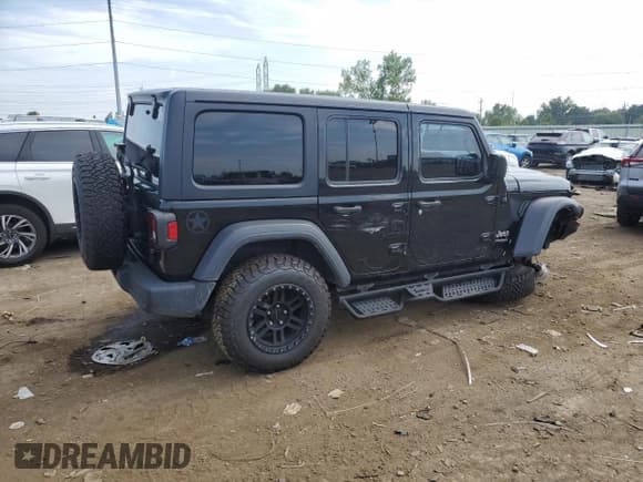 ✅ 2020 Jeep Wrangler Unlimited Sport • VIN: 1C4HJXDG4LW250410 • Лот: 68671355. Опубликован ранее на Copart с пробегом 64 009 миль. Бесплатный доступ к архиву аукционных продаж из США и подробный отчёт об истории автомобиля на DreamBid. Изображение 3.