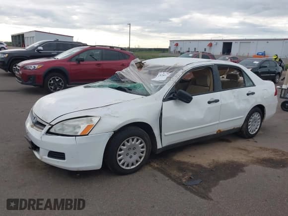 ✅ 2006 Honda Accord VP • VIN: 1HGCM56136A137114 • Lot: 43076661. Listed on IAAI with 227,523 mi. Free auction sales archive from the USA and detailed vehicle history report at DreamBid. Image 2.