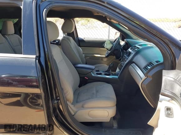 ✅ 2015 Ford Explorer • VIN: 1FM5K7B86FGC21223 • Lot: 42160861. Listed on IAAI with Not provided. Free auction sales archive from the USA and detailed vehicle history report at DreamBid. Image 5.