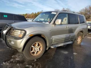 ✅ 2002 Mitsubishi Montero Limited • VIN: JA4MW51R12J020808 • Лот: 41915255. Опубликован ранее на Copart с пробегом 127 834 миль. Бесплатный доступ к архиву аукционных продаж из США и подробный отчёт об истории автомобиля на DreamBid. Изображение 1.