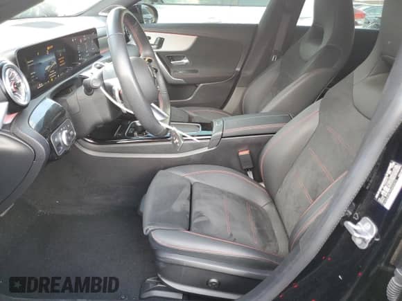 2024 Mercedes-Benz CLA 250 с VIN W1K5J4GB7RN456973, выставлен на аукционе Copart как лот 71815855 с пробегом 6 807 миль миль и Списание • Salvage title. История ставок и продаж доступна на DreamBid. Изображение 7.