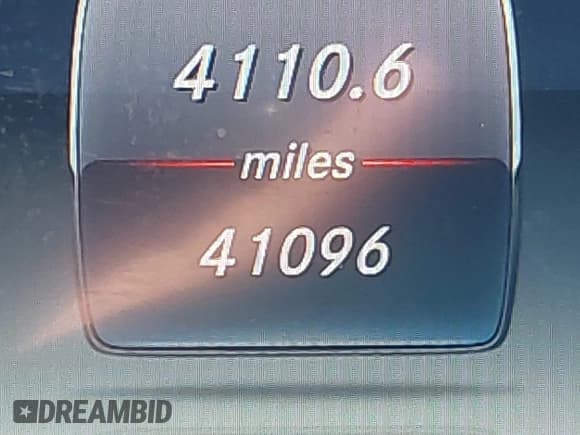 ✅ 2019 Mercedes-Benz GLC 300 • VIN: WDC0G4KB6KF661432 • Лот: 43355635. Опубликован ранее на IAAI с пробегом 41 096 миль. Бесплатный доступ к архиву аукционных продаж из США и подробный отчёт об истории автомобиля на DreamBid. Изображение 15.