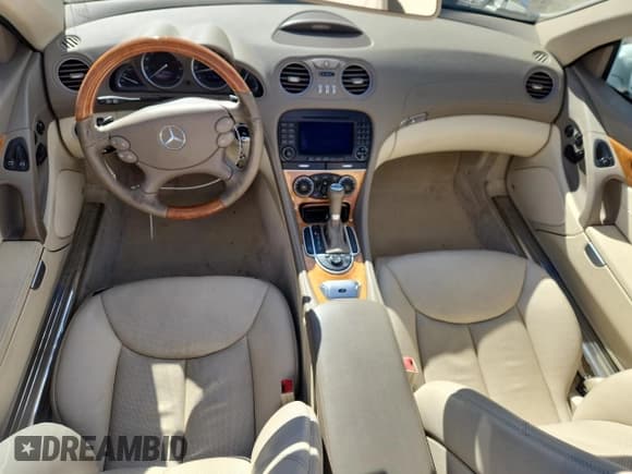 ✅ 2008 Mercedes-Benz SL 550 • VIN: WDBSK71F88F142215 • Lot: 89822395. Listed on Copart with 85,771 mi. Free auction sales archive from the USA and detailed vehicle history report at DreamBid. Image 8.