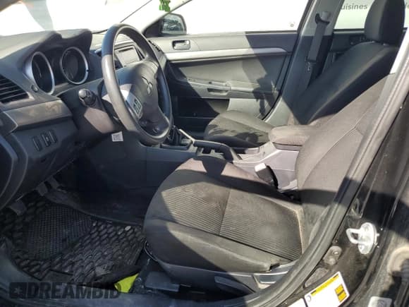 ✅ 2014 Mitsubishi Lancer ES • VIN: JA32X2HU3EU600601 • Лот: 84807945. Опубликован ранее на Copart с пробегом 142 320 миль. Бесплатный доступ к архиву аукционных продаж из США и подробный отчёт об истории автомобиля на DreamBid. Изображение 7.