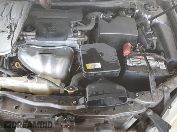 ✅ 2016 Toyota Camry XLE • VIN: 4T4BF1FK6GR584723 • Lot: 92359475. Wystawiony na Copart z przebiegiem 206 511 mil. Bezpłatny archiwum sprzedaży aukcyjnych z USA i szczegółowy raport historii pojazdu na DreamBid. Zdjęcie 11.