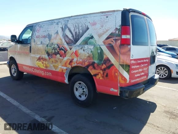 ✅ 2008 Chevrolet Express Cargo • VIN: 1GCGG25C081127006 • Лот: 42912562. Опубликован ранее на IAAI с пробегом 146 341 миль. Бесплатный доступ к архиву аукционных продаж из США и подробный отчёт об истории автомобиля на DreamBid. Изображение 3.