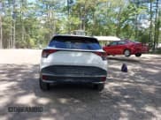 ✅ 2023 Kia Sportage X-Line • VIN: 5XYK6CAF3PG096691 • Lot: 43116843. Wystawiony na IAAI z przebiegiem 48 992 mil. Bezpłatny archiwum sprzedaży aukcyjnych z USA i szczegółowy raport historii pojazdu na DreamBid. Zdjęcie 16.