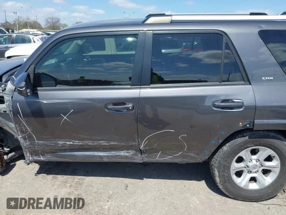 ✅ 2022 Toyota 4Runner SR5 • VIN: JTEEU5JRXN5260206 • Lot: 41775088. Listed on IAAI with 69,235 mi. Free auction sales archive from the USA and detailed vehicle history report at DreamBid. Image 14.