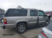 ✅ 2002 Chevrolet Suburban LS • VIN: 1GNEC16T02J206251 • Lot: 42732097. Wystawiony na IAAI z przebiegiem 276 973 mil. Bezpłatny archiwum sprzedaży aukcyjnych z USA i szczegółowy raport historii pojazdu na DreamBid. Zdjęcie 14.