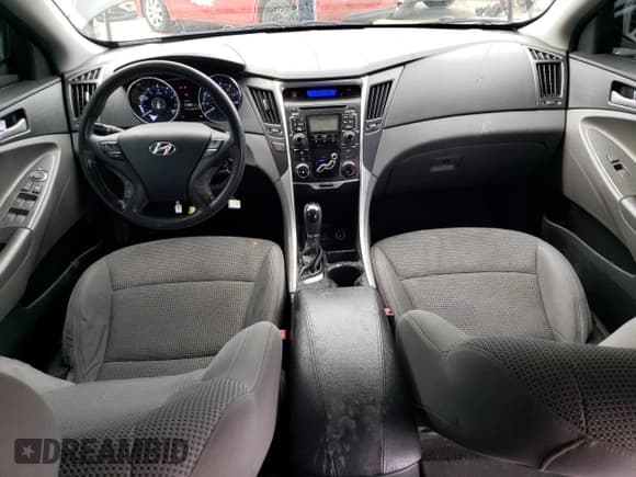 ✅ 2011 Hyundai Sonata GLS • VIN: 5NPEB4AC4BH098746 • Lot: 53999364. Listed on Copart with 149,997 mi. Free auction sales archive from the USA and detailed vehicle history report at DreamBid. Image 8.