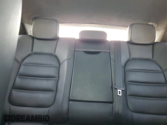 ✅ 2016 Porsche Macan Turbo • VIN: WP1AF2A51GLB93193 • Lot: 65872765. Listed on Copart with 124,738 mi. Free auction sales archive from the USA and detailed vehicle history report at DreamBid. Image 10.