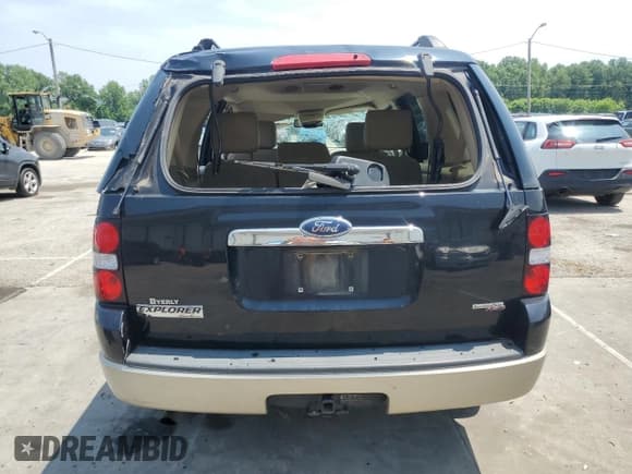 ✅ 2007 Ford Explorer Eddie Bauer • VIN: 1FMEU74EX7UB84712 • Lot: 60694635. Wystawiony na Copart z przebiegiem 206 263 mil. Bezpłatny archiwum sprzedaży aukcyjnych z USA i szczegółowy raport historii pojazdu na DreamBid. Zdjęcie 6.