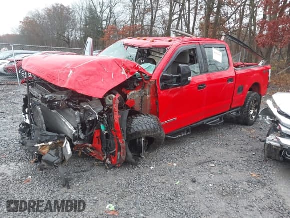 ✅ 2019 Ford F-250 XL • VIN: 1FT7W2BT3KEG84712 • Lot: 43612469. Listed on IAAI with 139,555 mi. Free auction sales archive from the USA and detailed vehicle history report at DreamBid. Image 2.
