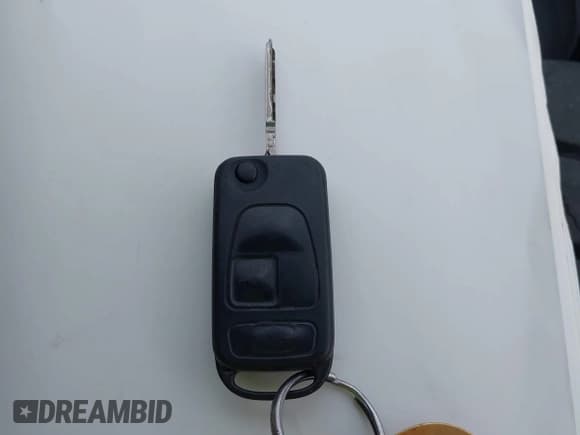 ✅ 2011 Mercedes-Benz Sprinter Cargo • VIN: WD3PE8CB2B5587023 • Lot: 42766848. Wystawiony na IAAI z przebiegiem Nie podano. Bezpłatny archiwum sprzedaży aukcyjnych z USA i szczegółowy raport historii pojazdu na DreamBid. Zdjęcie 11.