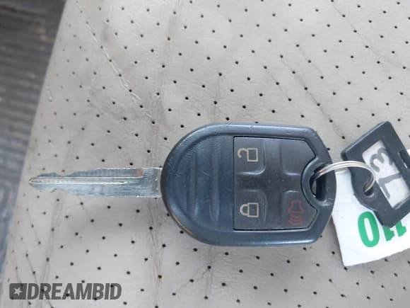 ✅ 2015 Ford F-250 • VIN: 1FDBF2BT9FEC28029 • Lot: 41805301. Listed on IAAI with 249,312 mi. Free auction sales archive from the USA and detailed vehicle history report at DreamBid. Image 11.