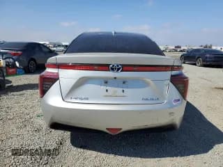 ✅ 2019 Toyota Mirai • VIN: JTDBVRBD0KA006280 • Lot: 85161105. Wystawiony na Copart z przebiegiem 61 238 mil. Bezpłatny archiwum sprzedaży aukcyjnych z USA i szczegółowy raport historii pojazdu na DreamBid. Zdjęcie 6.