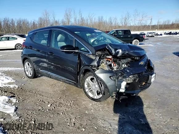 ✅ 2020 Chevrolet Bolt EV LT • VIN: 1G1FW6S09L4134746 • Lot: 83064324. Wystawiony na Copart z przebiegiem 18 826 mil. Bezpłatny archiwum sprzedaży aukcyjnych z USA i szczegółowy raport historii pojazdu na DreamBid. Zdjęcie 13.