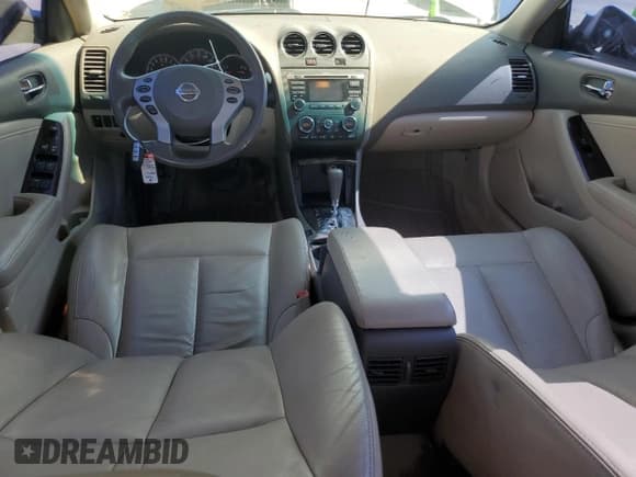 ✅ 2011 Nissan Altima SL • VIN: 1N4AL2AP5BN420092 • Лот: 69803505. Опубликован ранее на Copart с пробегом 200 067 миль. Бесплатный доступ к архиву аукционных продаж из США и подробный отчёт об истории автомобиля на DreamBid. Изображение 8.