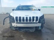 ✅ 2015 Jeep Cherokee Sport • VIN: 1C4PJLAB1FW628314 • Lot: 41502070. Wystawiony na IAAI z przebiegiem 182 605 mil. Bezpłatny archiwum sprzedaży aukcyjnych z USA i szczegółowy raport historii pojazdu na DreamBid. Zdjęcie 6.