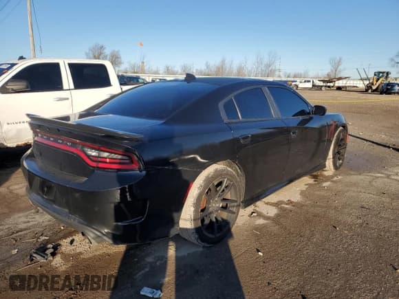 ✅ 2019 Dodge Charger Scat Pack • VIN: 2C3CDXGJ3KH742680 • Lot: 80483354. Listed on Copart with 67,674 mi. Free auction sales archive from the USA and detailed vehicle history report at DreamBid. Image 3.